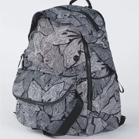 Lululemon All Day Backpack Crossover Purse Bag Dottie Tribe White Black - Picture 9 of 12